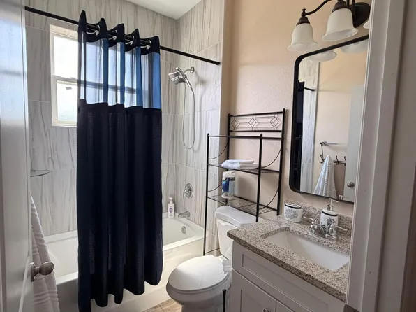 636 Osmosis Dr SW, Palm Bay, FL 32908