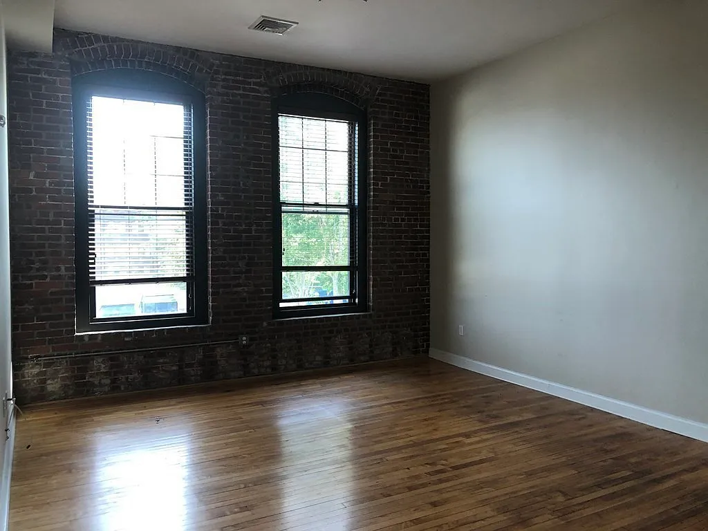 1 bed, 1.0 bath, 900 sqft, $1,850 — Photo 4