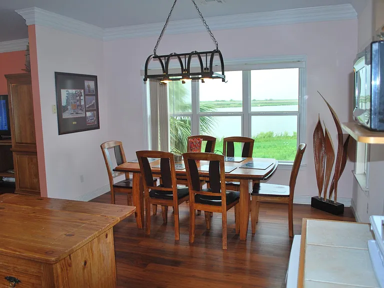 270 Empire Loop N — Photo 9