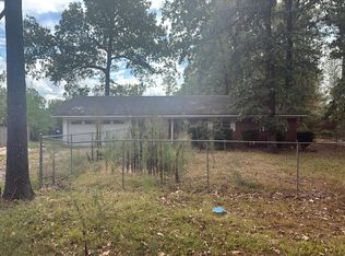 241 Etheridge Dr, Crossett, AR 71635