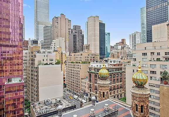 4th image of 135 E 54th St APT 15G