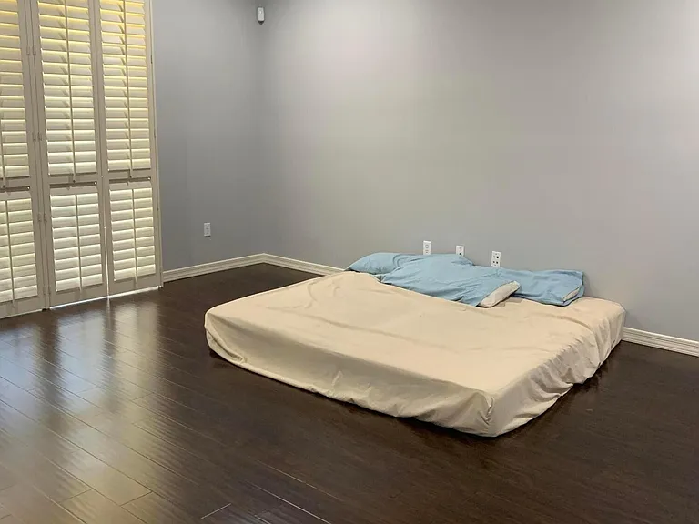 2219 E Wisteria Dr — Photo 14