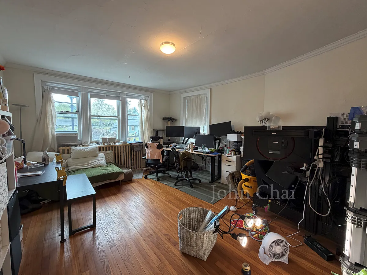 Building Photo - 2051 Commonwealth Ave #1