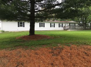 24448 Indian Point Ave, Athens, IL 62613