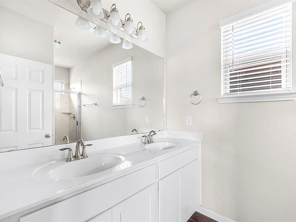 3rd image of 12714 Gallowhill Dr