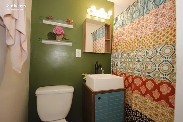 Rented by Sotheby's International Realty | media 27