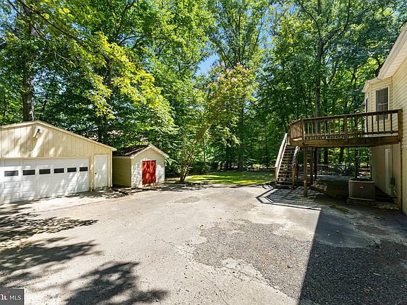 5th image of 3804 Pennington Ln