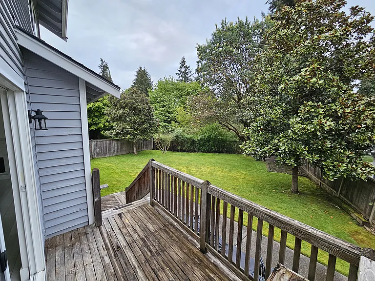 12122 93rd Ave NE — Photo 22