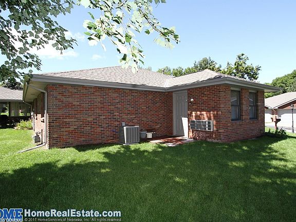3rd image of 5432 Pioneers Blvd #6