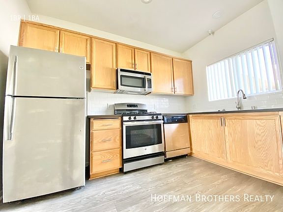 3rd image of 251 Robinson St #209A