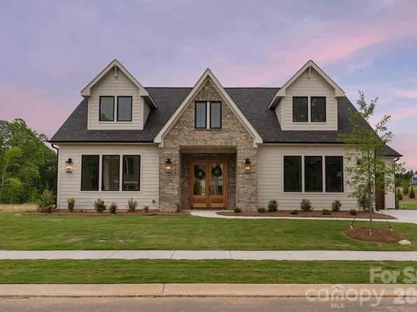 1016 Courtney Ln #26, Waxhaw, NC 28173