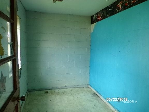 3rd image of 1737 Chatham Ave