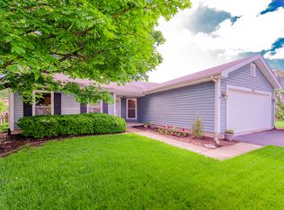 930 Thornewood Ln, Algonquin, IL