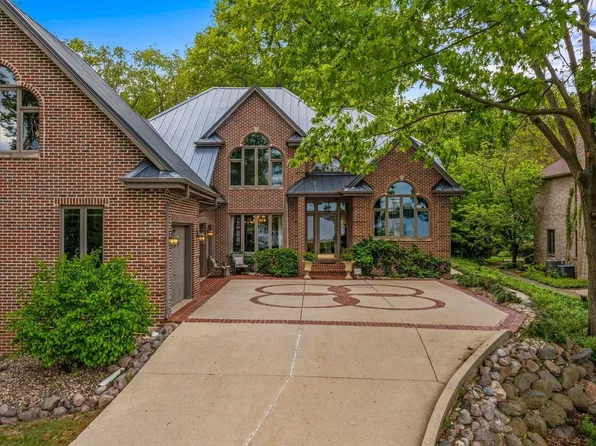 36082 North Beach ROAD, Oconomowoc, WI 53066