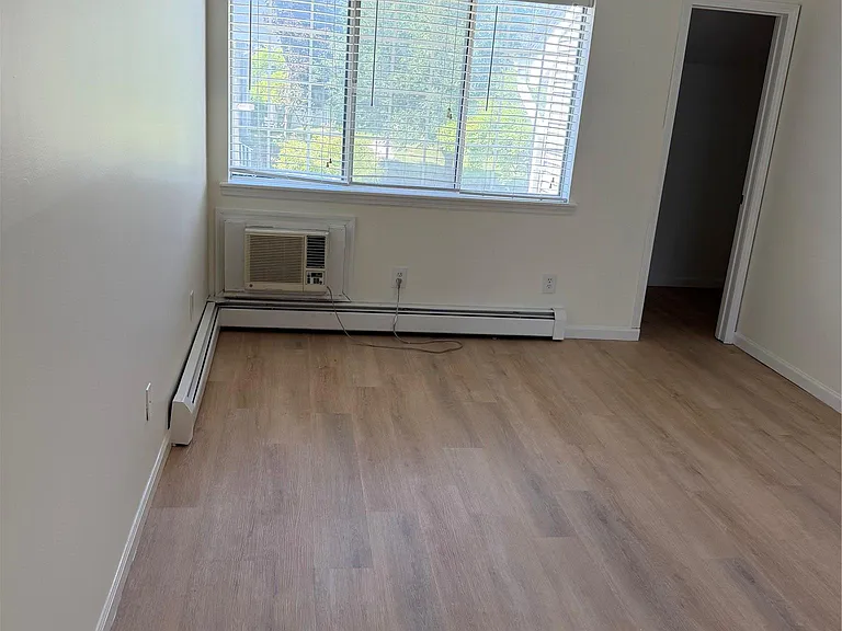 115 Green Meadows Way — Photo 13