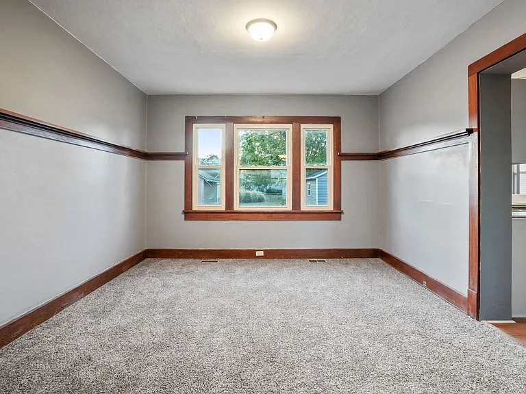 112 Linden Ave — Photo 30