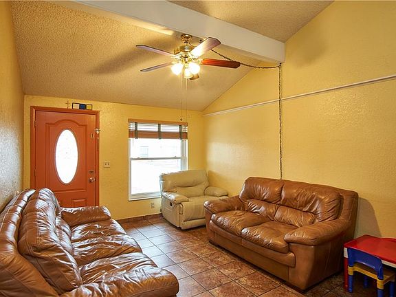 3rd image of 8505 Colleen Ct