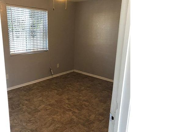3rd image of 3260 Martin Ave APT V