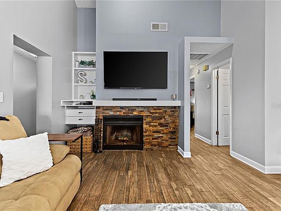 5th image of 7704 Citronella Ct