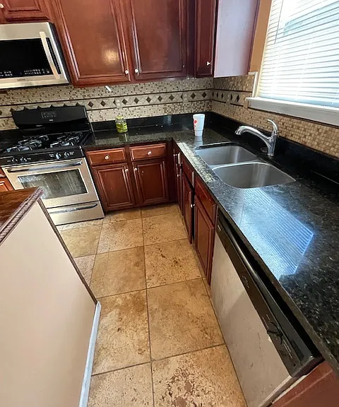 1430 Pathfinder Ln — Photo 17