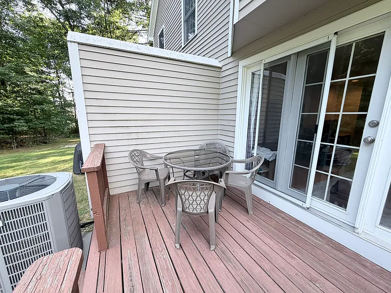 131 Bellwood Cir #131 — Photo 14
