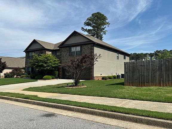2nd image of 9242 Plantation Cir