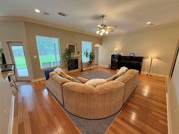 5th image of 1448 S Bluebonnet Ln