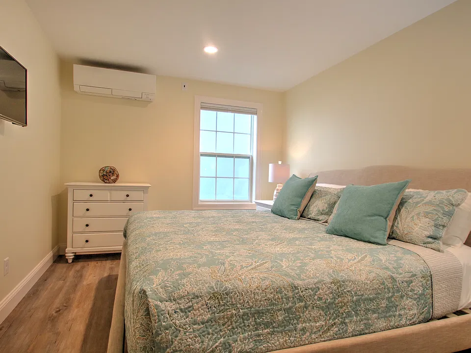 One-bedroom unit 11