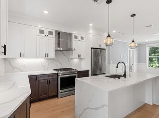 111-113 Beacon Street Condominium, Somerville, MA 02143
