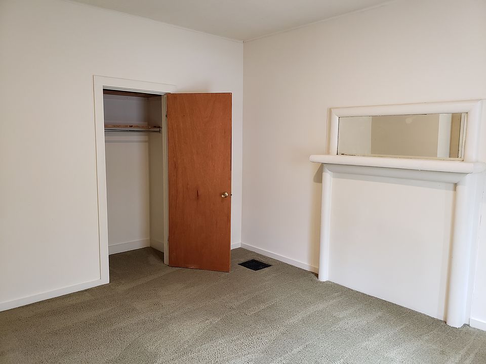 bedroom #1