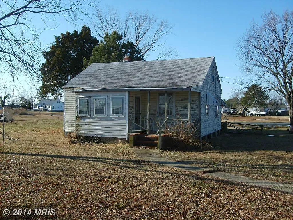 1205 Flowers Rd photo 1