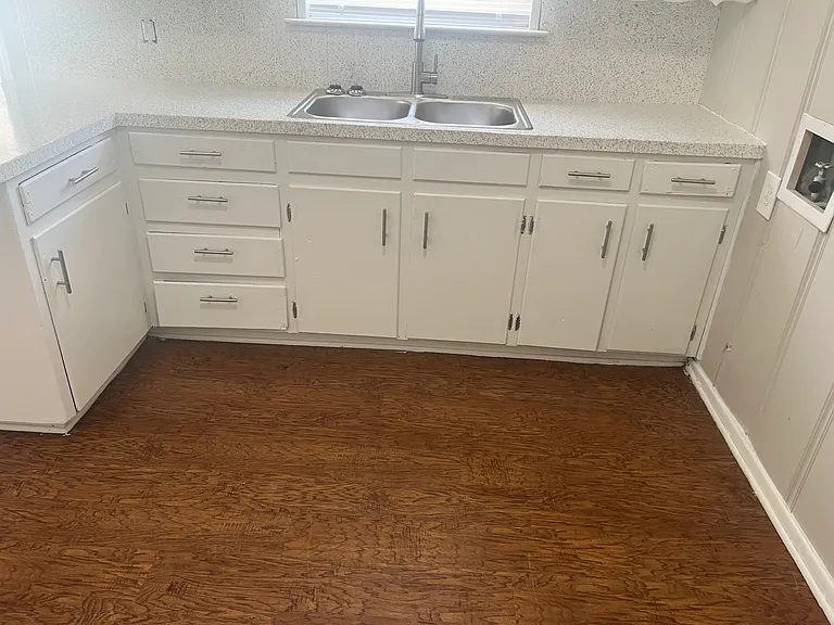 124 Russell St #B — Photo 18