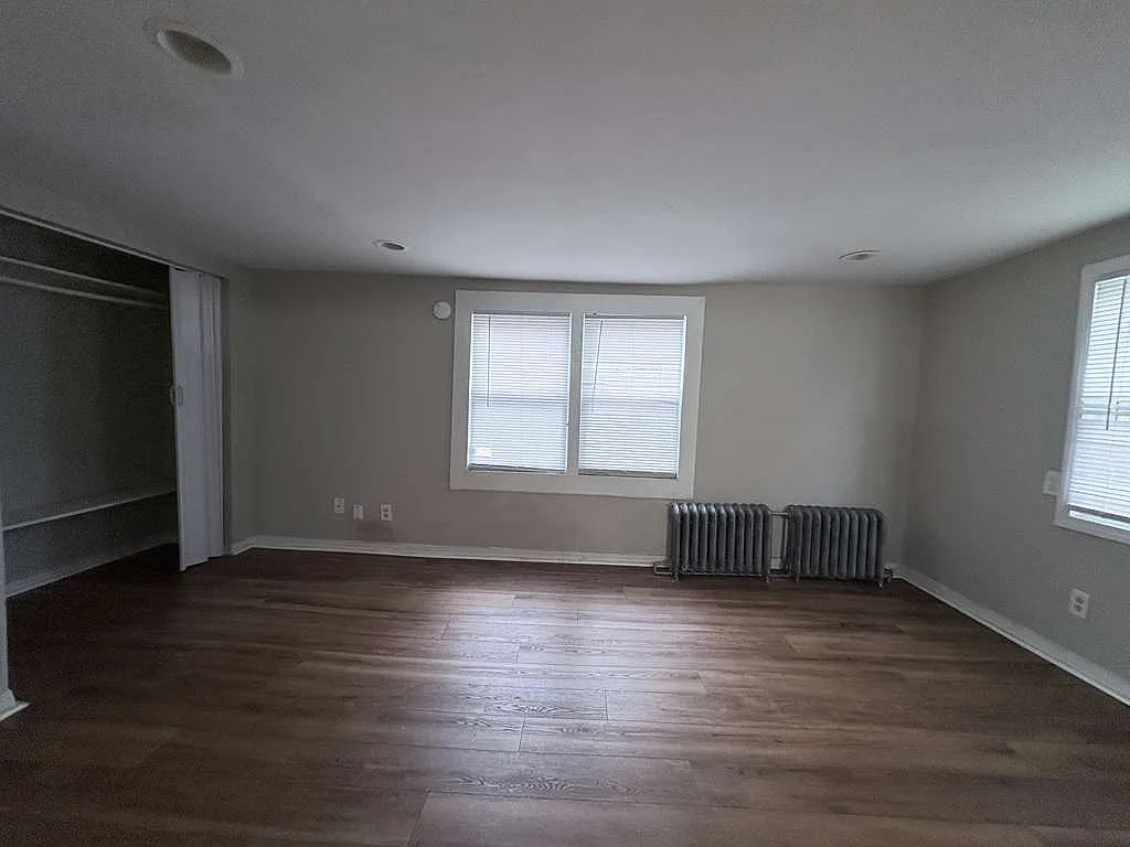 104 Sherman Ave — Photo 4