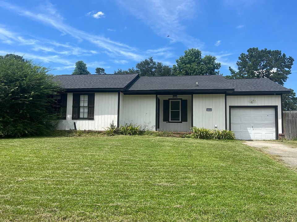 1st image of 121 Heather Dr