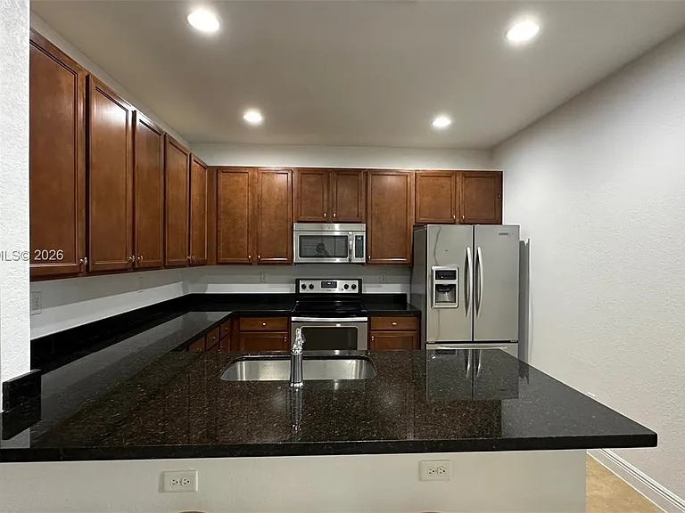 966 SW 147th Ave #2604 — Photo 9