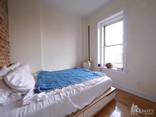 Rented by (Legacy) NY Quality Living Uptown | media 30