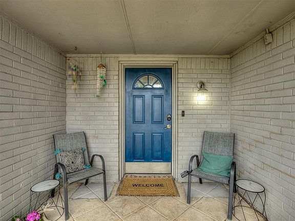 4th image of 314 Jefferson Ave NE