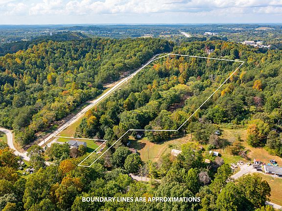 2nd image of 578 Cole Rd