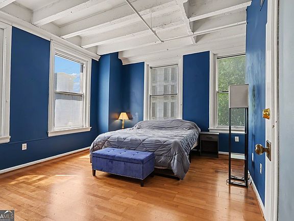 5th image of 32 Peachtree St NW APT 307