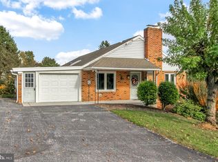 145 Glenvue Rd, Glen Rock, PA 17327