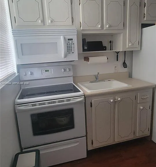 1610 Lenox Ave #412 — Photo 6