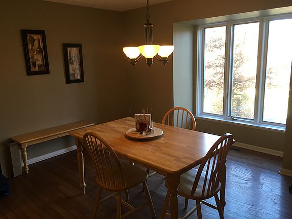 5th image of 388 Central Dr