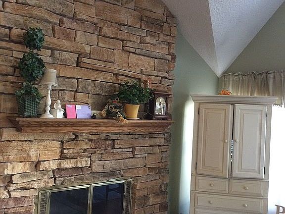 3rd image of 5784 Windwood Way