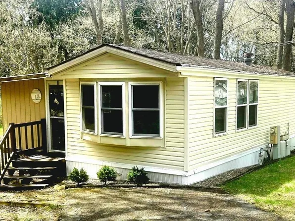 543 Glendale Dr, Edgerton, WI 53534