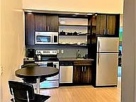 909 Green St #108 — Photo 4