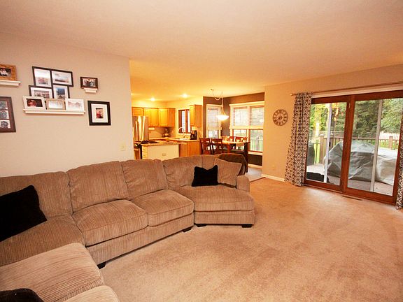 5th image of 53358 E Cobus Dr