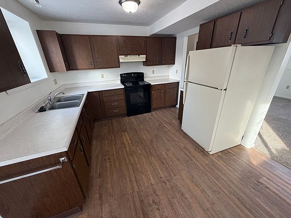5th image of 1063 5th Ave NW APT 2