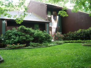 3445 Spruce Cabin Rd, Cresco, PA 18326