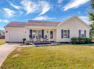 2 Chapel Bend Ct, Greensboro, NC 27405