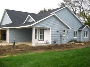 1209 3rd St SW, Mount Vernon, IA 52314